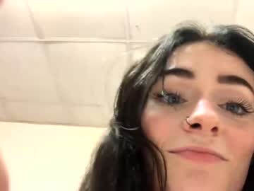 webcam girl aloura44 capture image #5496842