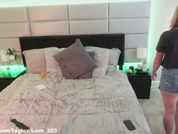 webcam girl taylor_love_303 capture image #1410145