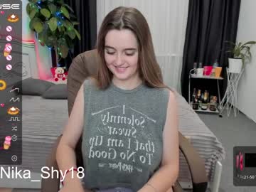 webcam girl emmika_ capture image #4986561