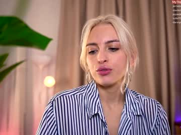 webcam girl peach_me capture image #157894