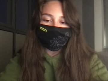 webcam girl leyla_on_sport capture image #3621110