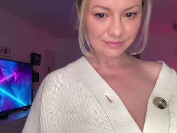 webcam girl kiradivine capture image #2203422