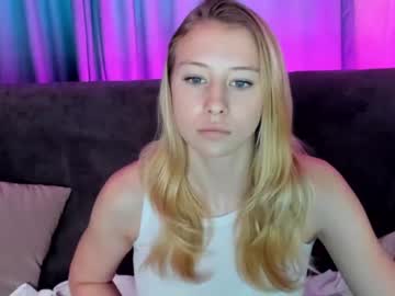 webcam girl emily_tayl0r capture image #4342482