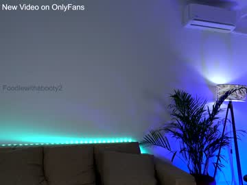 webcam girl naughtyrider69 capture image #2418286