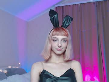 webcam girl lit1le_kitty_ capture image #132084