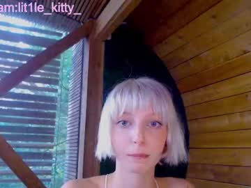 webcam girl lit1le_kitty_ capture image #3505713