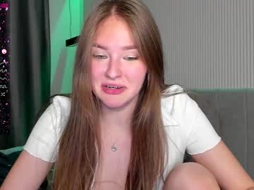 webcam girl b_r_i_g_h_tt capture image #3981902