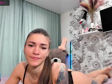 webcam girl joconda capture image #2379807