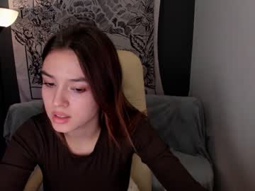 webcam girl makkiato capture image #2490378