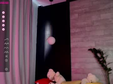 webcam girl small_blondee capture image #3538657