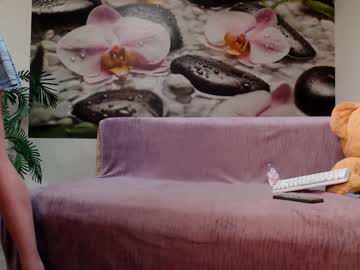 webcam girl jennycutey capture image #4679030