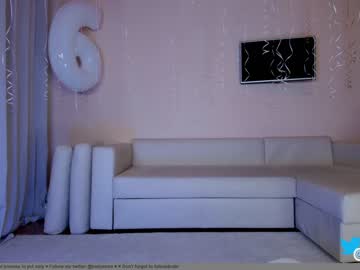 webcam girl hollyextra capture image #5100012