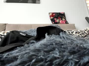 webcam girl 9harlotte99 capture image #4189197