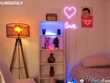 webcam girl lindabluee capture image #4255858