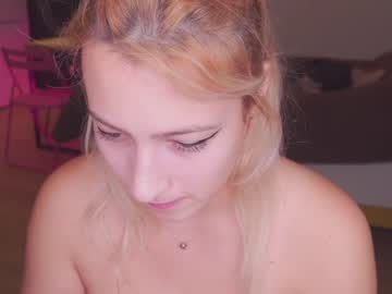 webcam girl aveksmr capture image #690866
