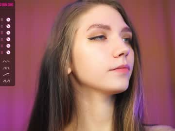 webcam girl angels_kiss capture image #3800888