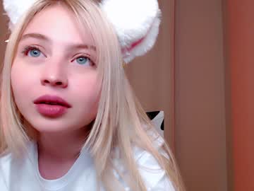 webcam girl shy_blondiee capture image #5133541