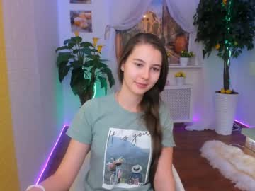 webcam girl carolineprise capture image #1061053