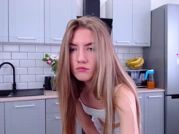 webcam girl ella__sweety capture image #1747695