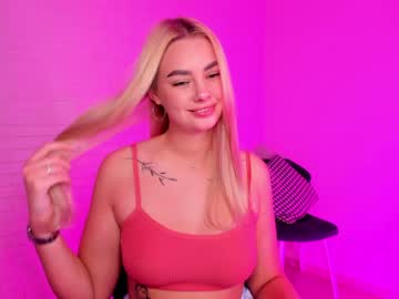 webcam girl 8a8y_nura capture image #1615839