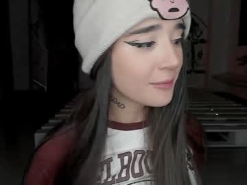 webcam girl lonelly_lolly98 capture image #4560648