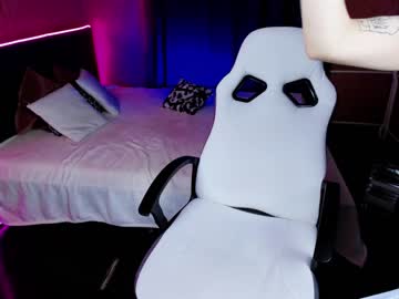 webcam girl lina_bitch capture image #3229683