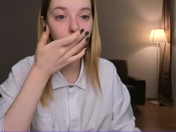 webcam girl olli_ver capture image #4412775