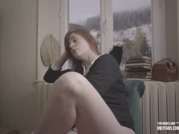 webcam girl claire_moulin capture image #755951