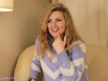 webcam girl bettyhudson capture image #1838364