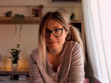 webcam girl bestgirl_ofthe_neighborhood capture image #5053213