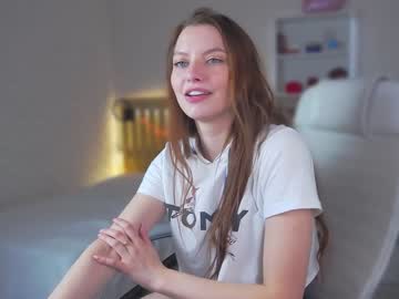 webcam girl pion_white capture image #2184800