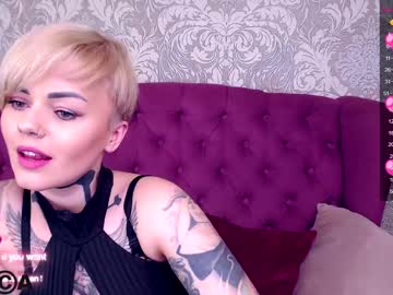 webcam girl emmakennett capture image #5013990