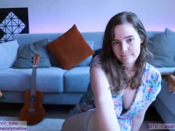 webcam girl in_tune capture image #516575