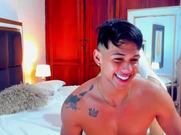 webcam man cw_models capture image #2073750