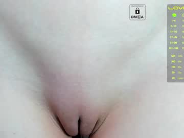 webcam girl _witch__ capture image #2075171
