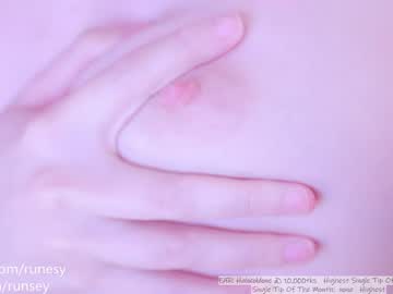 webcam girl runesy capture image #2773086