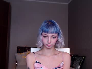 webcam girl lit1le_kitty_ capture image #1299545