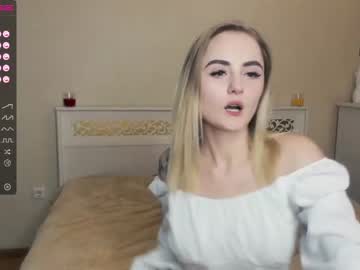 webcam girl red__ruby capture image #3075345