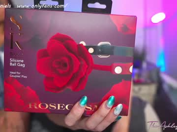 webcam girl theashleydaniels capture image #3644095