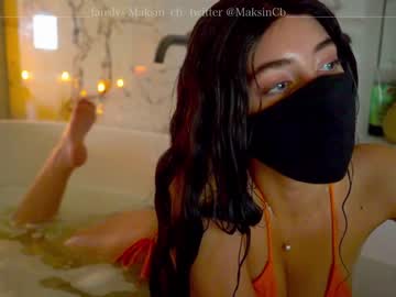 webcam girl maksin_cb capture image #3735853