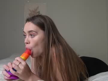 webcam girl kjfucks capture image #181139