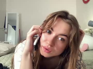 webcam girl strawberryjamx capture image #701050