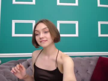 webcam girl adelewilson__ capture image #687386