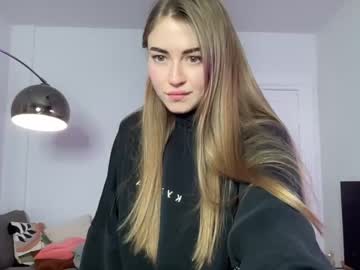 webcam girl strawberryjamx capture image #4741682