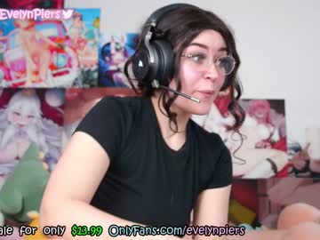 webcam girl evelynpiers capture image #2146569