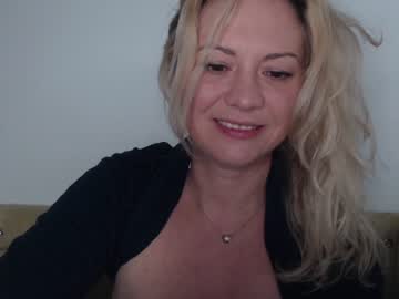webcam girl kiradivine capture image #4185275