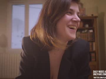 webcam girl claire_moulin capture image #1579907