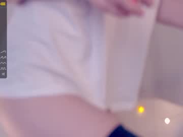 webcam girl careful_i_bite capture image #2113195