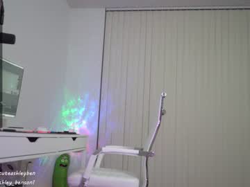 webcam girl ashley_benson1 capture image #3596201