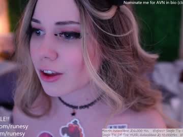 webcam girl runesy capture image #4477200